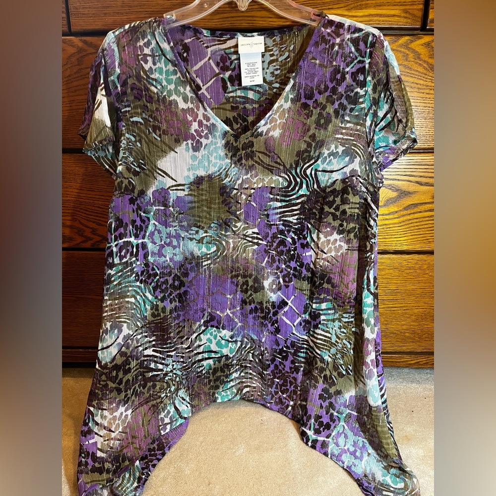 Jaclyn Smith tunic